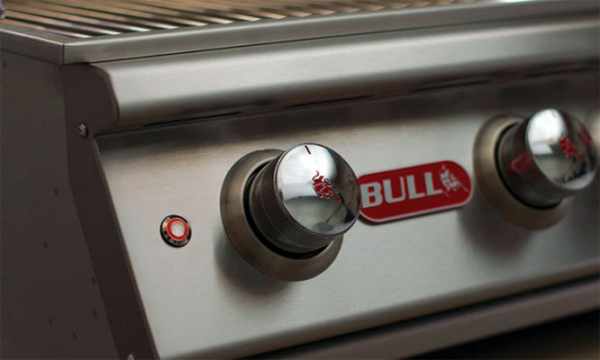 Bull Steer Built-In 3 Burner Gas Barbecue - Image 3